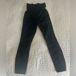 Black Maternity Loft skinny jeans
